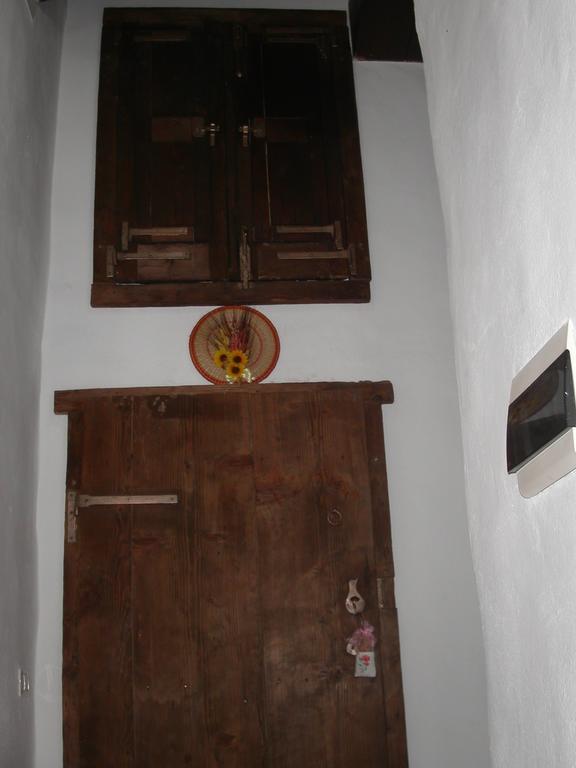 Locanda La Rosa Pauli Arbarei Bagian luar foto